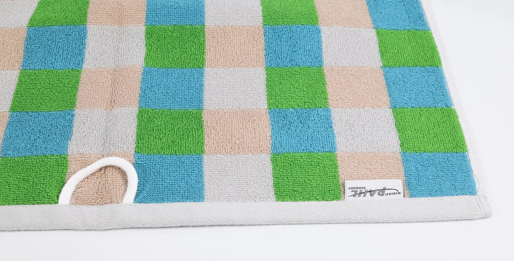 Milano/Kira Liegetuch